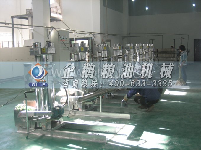 芝麻油壓榨處理設(shè)備，企鵝牌液壓榨油機(jī)勇于創(chuàng)新生產(chǎn)效率高(圖5)